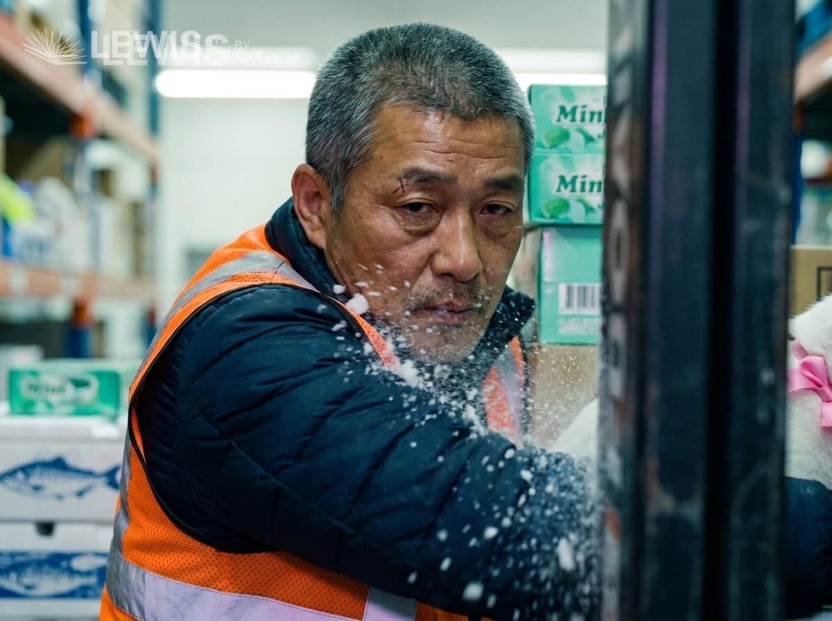 지게차가 연 길